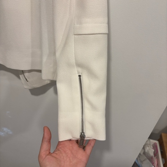 Aritzia Babaton White/Cream Women's Blazer - Picture 11 of 15